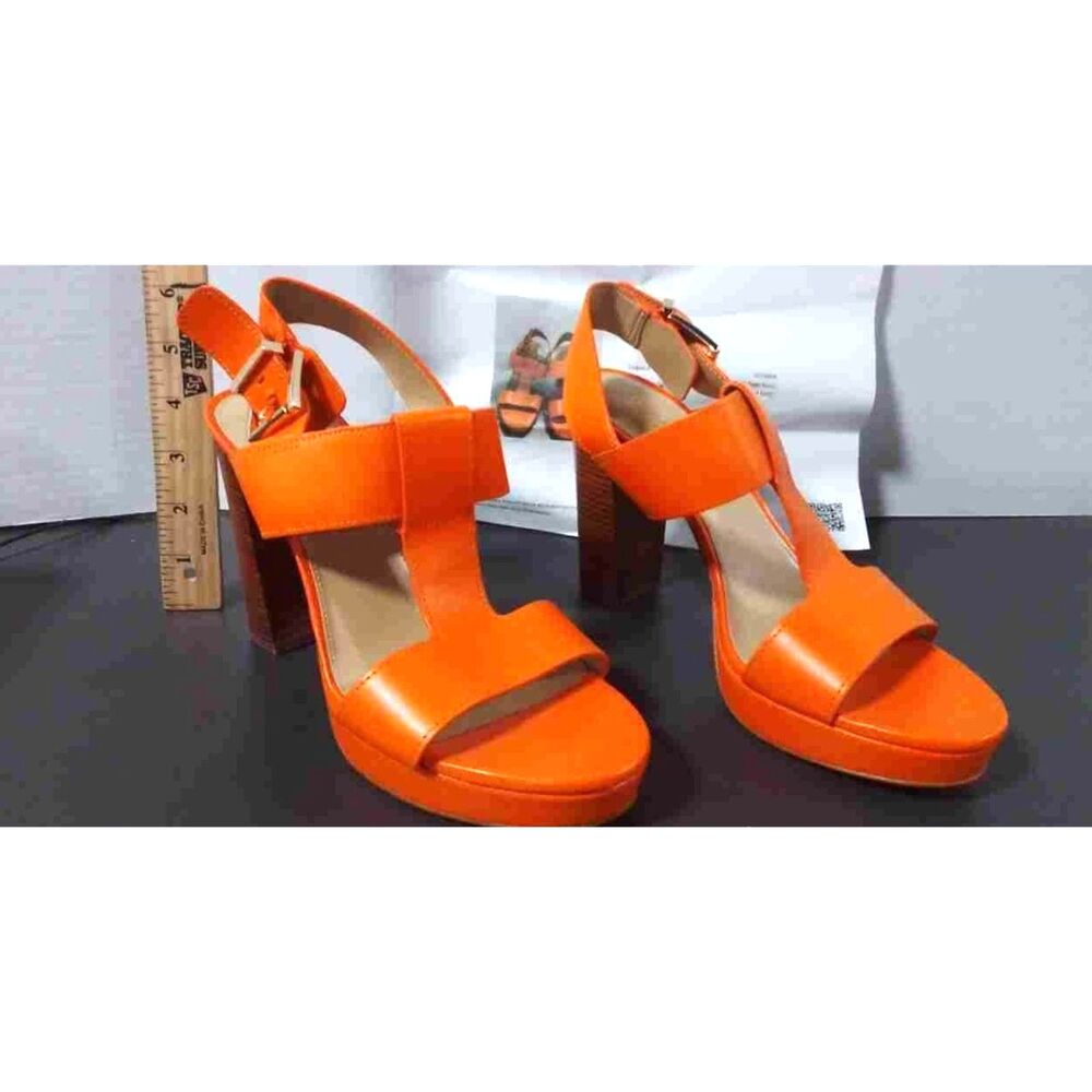 EUC Michael Kors Orange Becker T-Strap Platform Block Heel Sandals Women's 8M - Picture 2 of 7